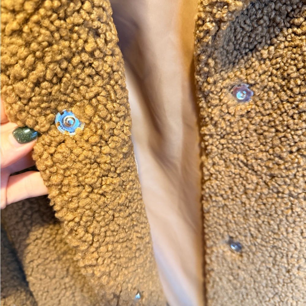 Stand Studio Teddy Coat 🐻 - Picture 5 of 7